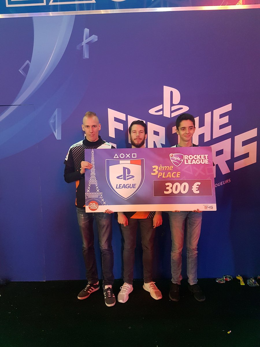TournoisPS4FR's tweet photo. Top 3 #PGWChampionships @RocketLeague 
🥇 @teamx6tence 
🥈 @BAM_eSport_Off 
🥉 @BzKeSport 

Bravo aux joueurs ! 👏👏👏 https://t.co/uPiuQDwyrD