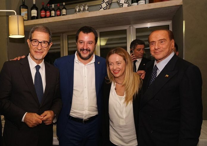 Giorgiolaporta's tweet photo. Sull'onda della campagna elettorale di Nello #Musumeci per le #regionalisicilia il #centrodestra vola al 34%:
https://t.co/LpLZk3l1zk https://t.co/P52RdN82W9