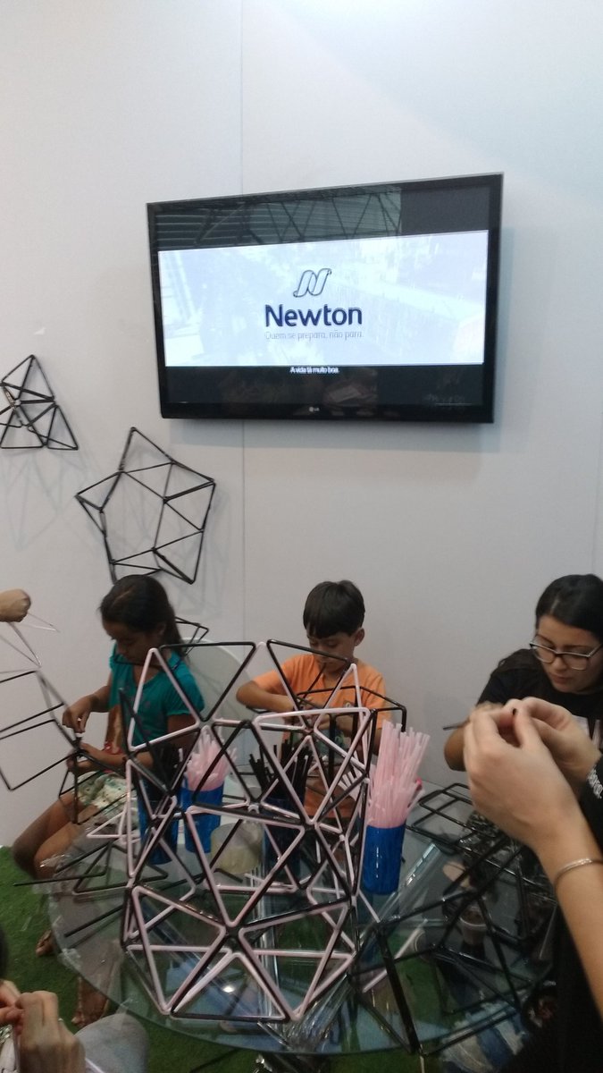 newtonpaiva's tweet image. Stand da Newton na #FINIT2017 - Dia 4 ;)