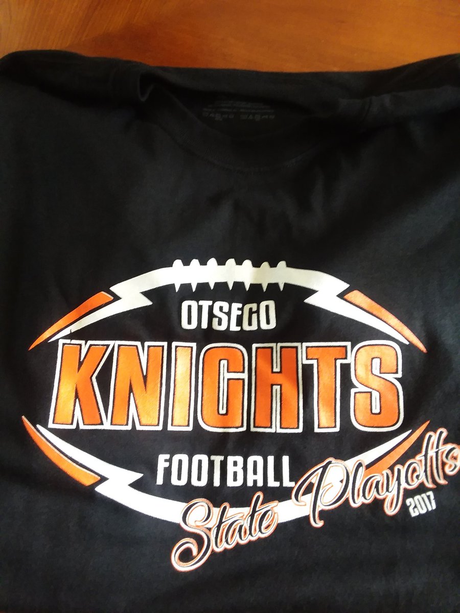 CarrySemler's tweet photo. Good luck tonight boys! Stand tall, heads high, play tough, you got this! #Otsegoknights #PlayoffPride https://t.co/ImBaXSoso2