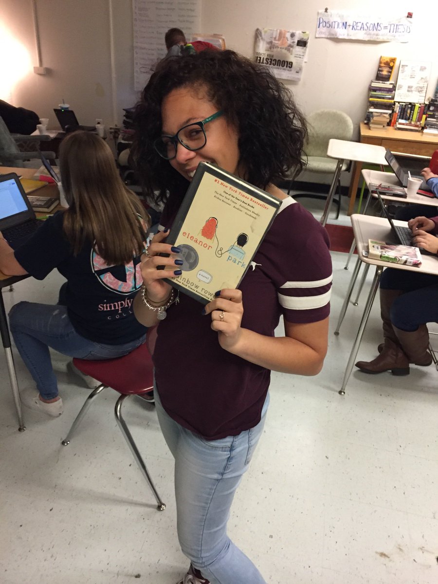 A131Reads's tweet photo. Eleanor &amp; Park, is not your typical love story, the way these two fell for each other is quite odd😭❤️#GHSReads @rainbowrowell https://t.co/4Z79WXcbma