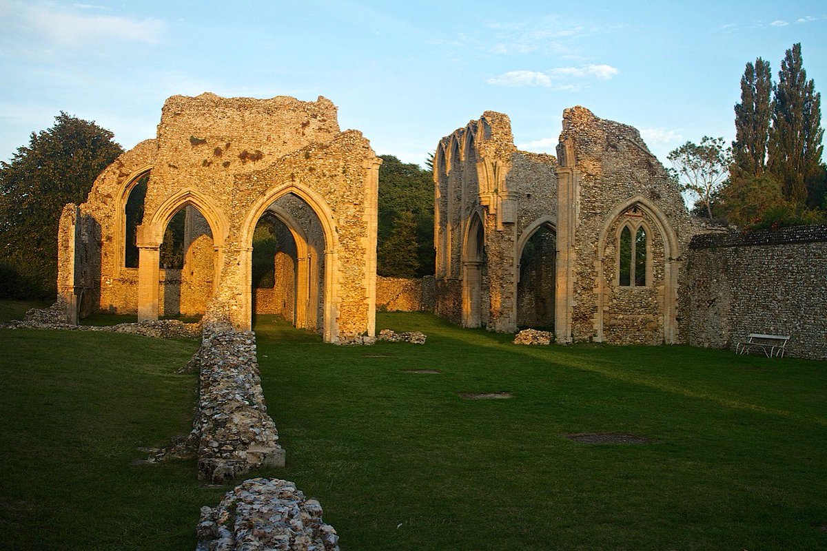 See you at <a href="/creakeabbey/">Creake Abbey</a> farmers' market tomorrow morning with plenty of speedy Christmas recipes for ALL diets :) #vegitup #Vegan #Sauce