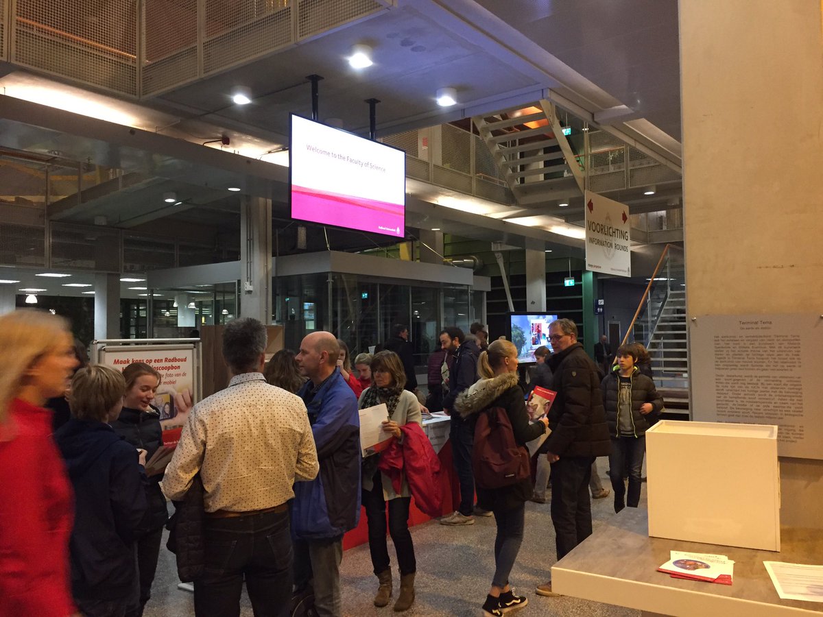 AstroRoque's tweet photo. The #RUopenday seems to be going very well. Visitors are excited!
@Radboud_Uni https://t.co/AbrvcSyphX