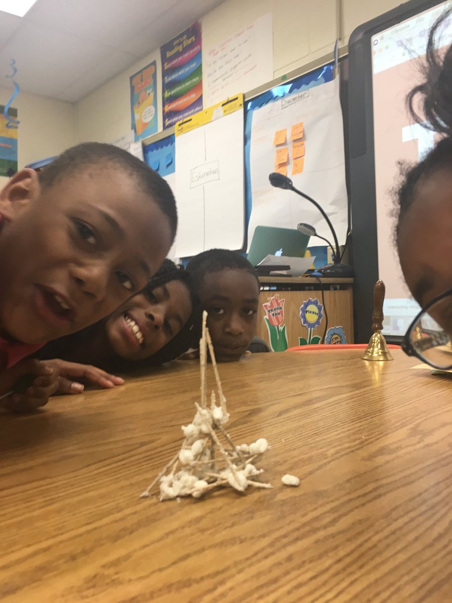 Danielle Peters tweet media