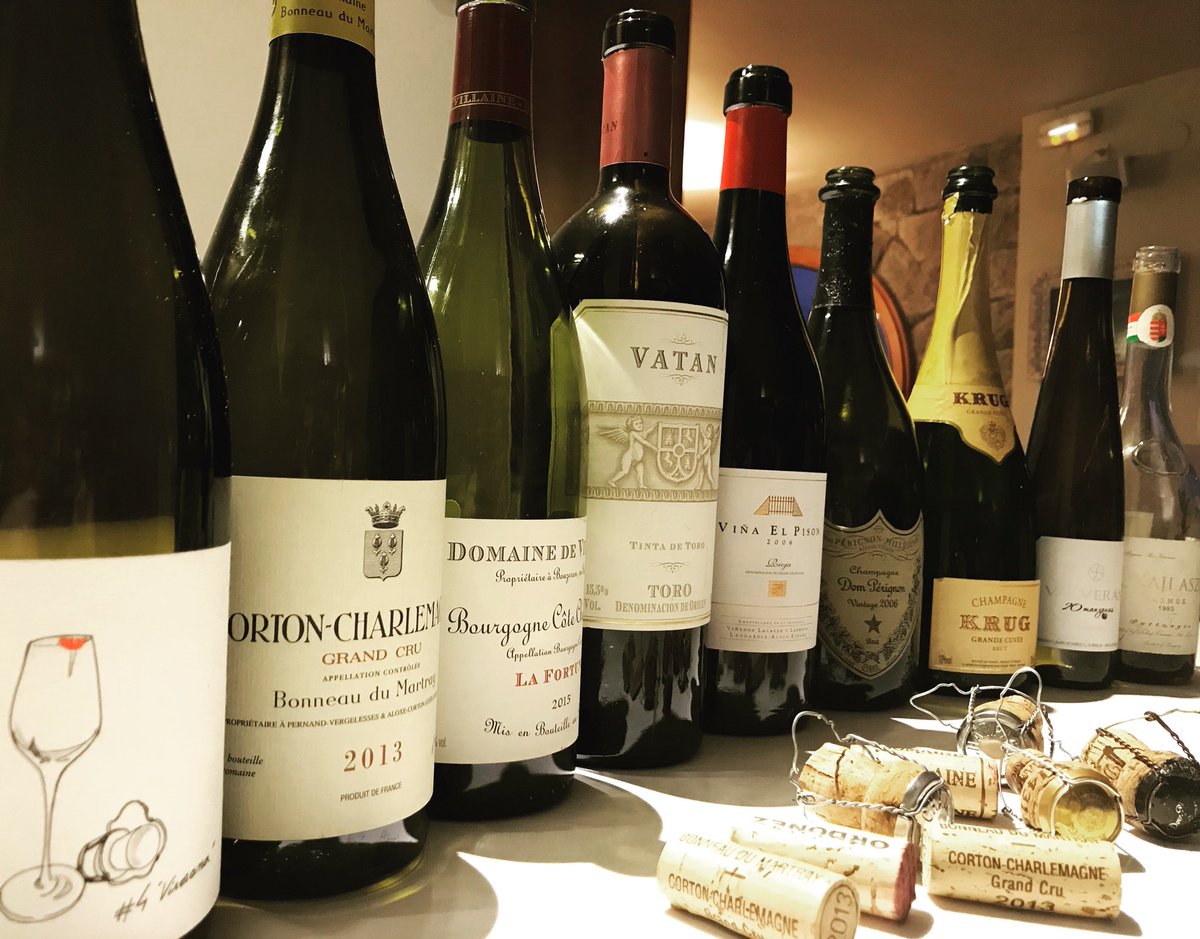 RafelSommelier's tweet photo. Taules que et fan gaudir i dignifiquen la professió del sommelier 🍷🥂❤️ #vi #wine #sommelier #restaurant #elroser2 https://t.co/V75vJhewIQ