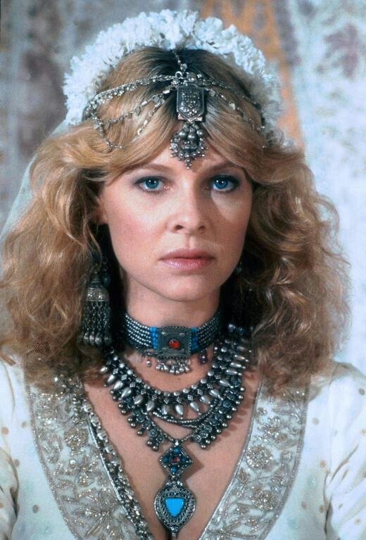 Happy birthday Kate Capshaw  