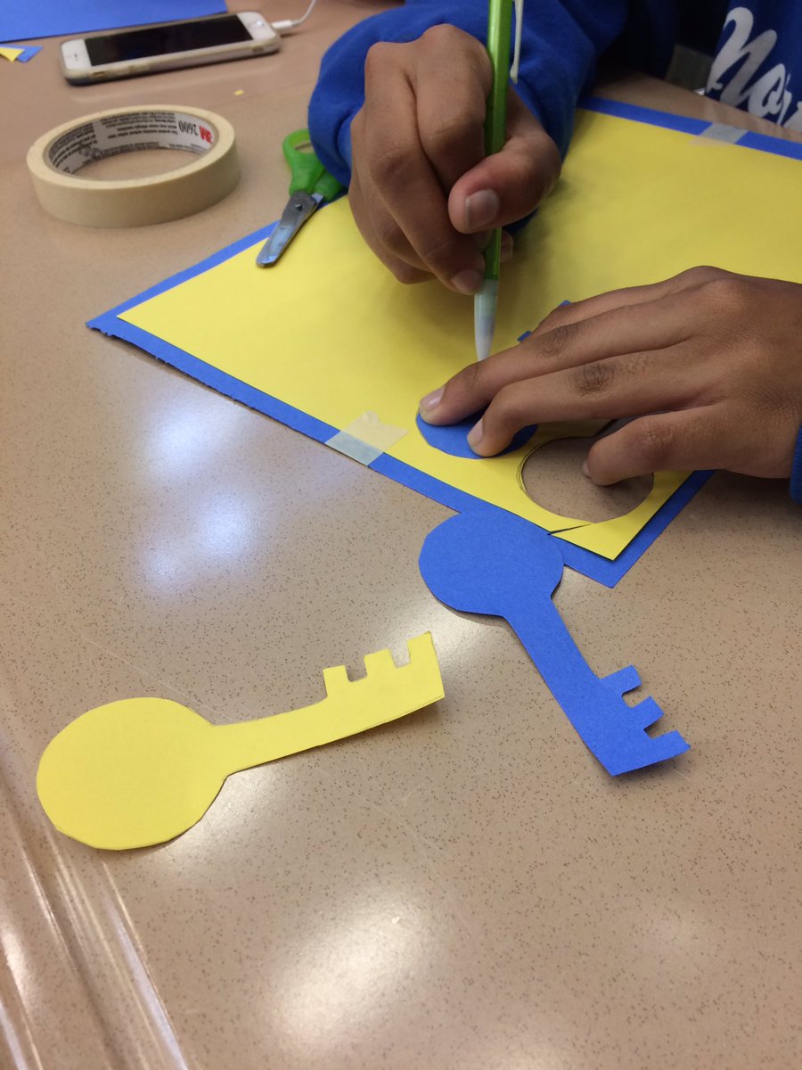 EnloeKeyClub's tweet image. Key club...we make keys🗝🔑