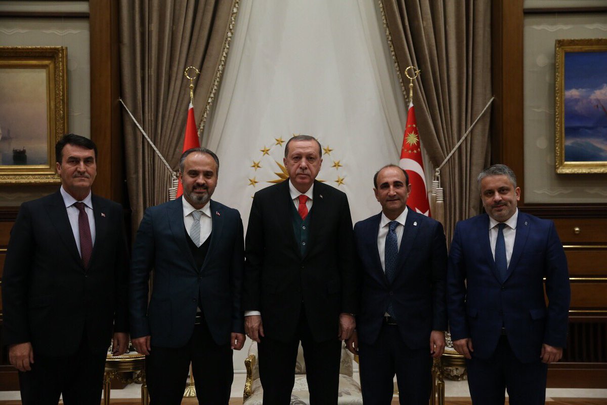 Alinur AKTAŞ (@alinuraktas70) on Twitter photo Liderimiz Sn. <a href="/RT_Erdogan/">rt_erdogan</a> önderliğinde kutlu davamız için durmak yok yola devam. Sn. Cumhurbaşkanımızdan görev tebliğimizi alırken. Liderimiz Sn. <a href="/RT_Erdogan/">rt_erdogan</a> önderliğinde kutlu davamız için durmak yok yola devam. Sn. Cumhurbaşkanımızdan görev tebliğimizi alırken.