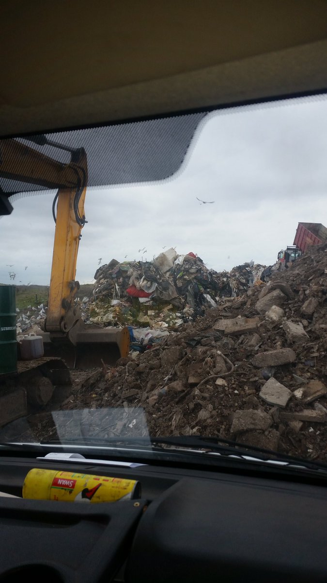 From tip capping job #plantoperators to #timeservedfitters again today got to be versatile in this game