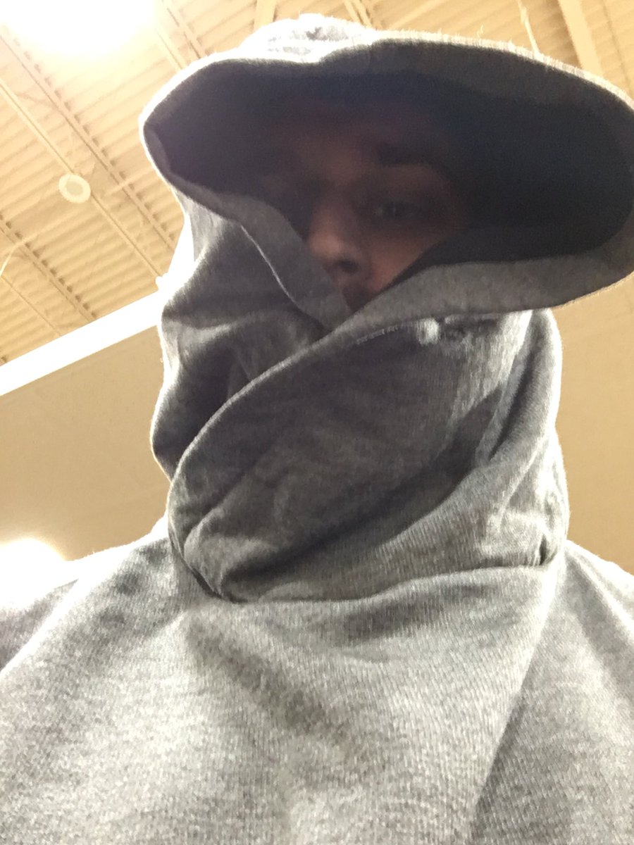 AVSDcast's tweet photo. Regular hoods are so 2017 https://t.co/D1arLikzu5