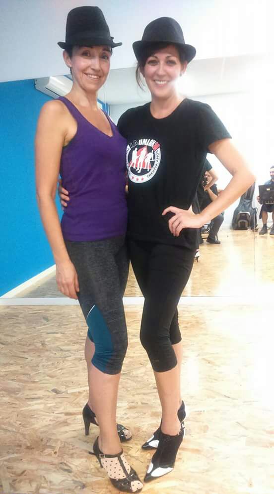 rock_andfashion's tweet photo. Las @MorochasTango Ensayando para Malevaje. El vestuario de Alicia es @launionnet oficial. https://t.co/yKTassQXZ2