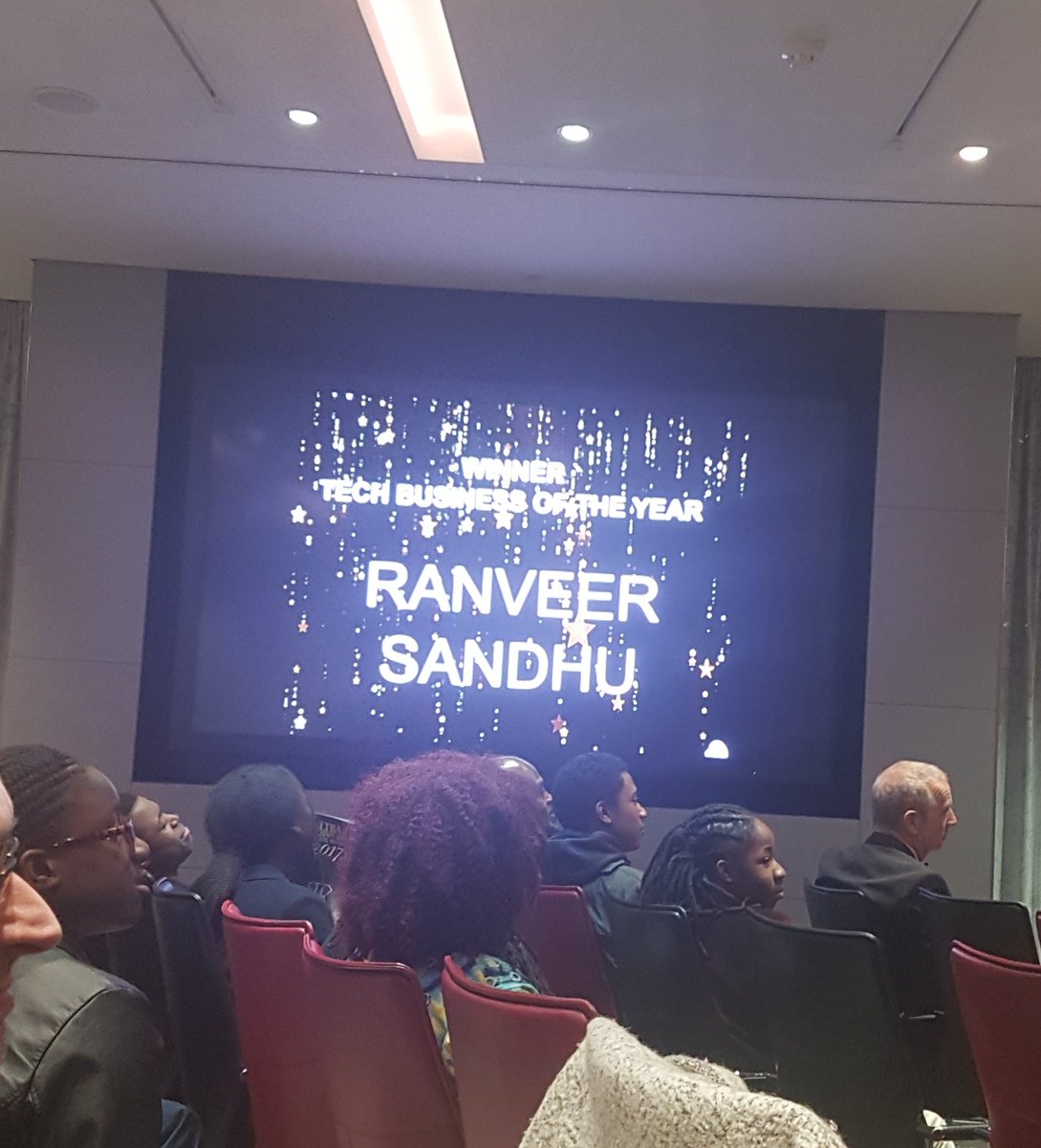 DaraKirton's tweet photo. Winner of tech business of the year @ranveersandhu19 has his own accountancy app aged 12. #fintech #kidtrepreneur #ultrakidsawards https://t.co/g9Thsu6Xk5