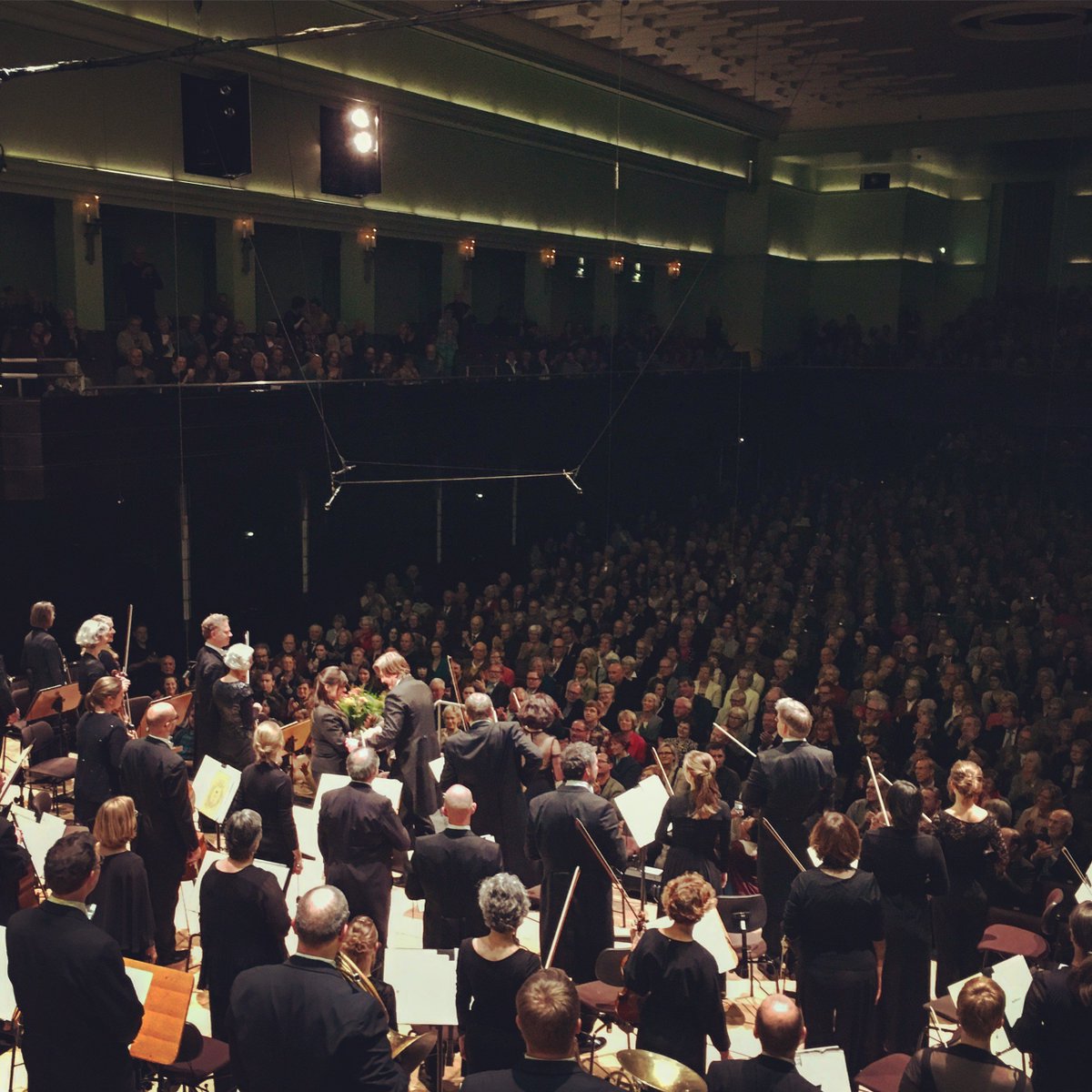 Inoffizielles Antrittskonzert: Marko Letonja gibt mit Brahms und Beethoven einen Ausblick auf seine künftige Arbeit mit den <a href="/Bremer_Phil/">Bremer Philharmoniker</a>.