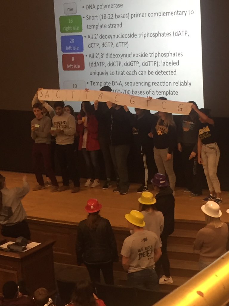 atkins_jacob1's tweet photo. #UIBio1 Wow! Fantastic demonstration today!! #Ineedtopassthisclass https://t.co/5x9NjHxgwW