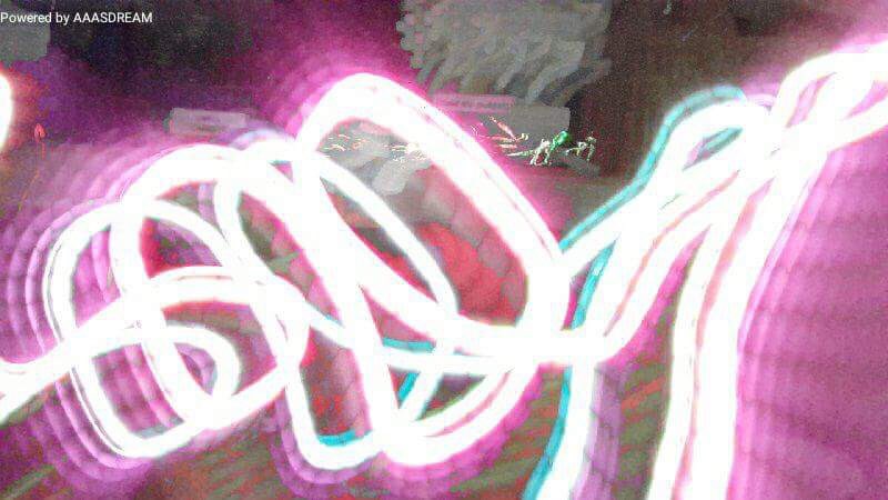 Daniellee_Moniz's tweet photo. Light tracing in science #science #luosocial https://t.co/BQAWrpmOQs