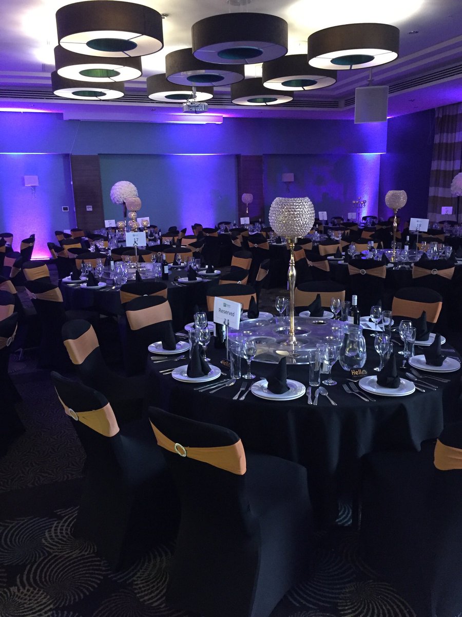 Install_UK's tweet photo. Birmingham Airport Hoilday Inn tonight https://t.co/TiRDIYIfAV