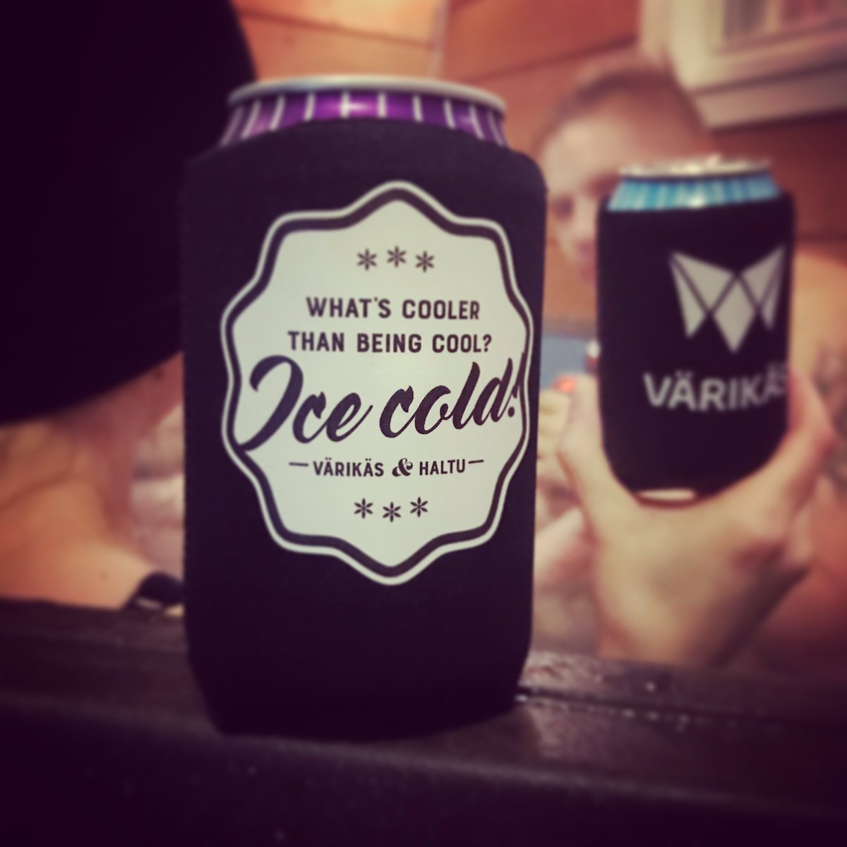paitashop's tweet photo. Uusien tuotteiden testit käynnissä Sappeella. Näitä saa meiltä omalla kuvalla tarvittavissa erissä 🍺#tölkkicooler #sappee https://t.co/kccW8o3ce1