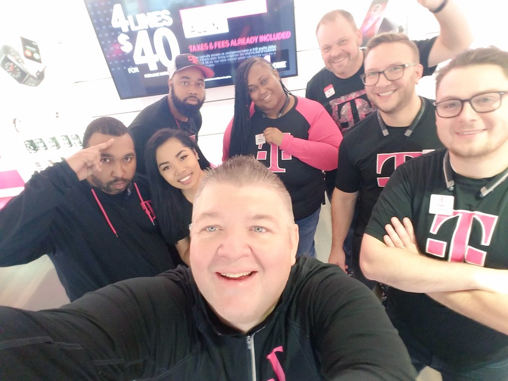 Congratulations to the Cedar and Warrensville @TMobile store who finished October top 10% of the nation. #NCredible @Kenyadunn12 @ARod_013