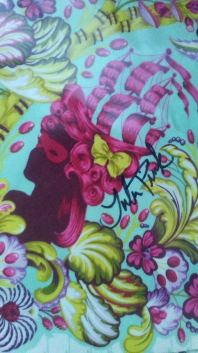 JustCallKay's tweet image. I met Tulsa Pink today.  She signed each of the cameos from Parisville.