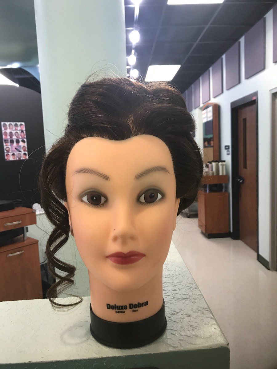smiliesfacez's tweet photo. Updo #2 by yours truly!!! https://t.co/3Hd8uBbWf4