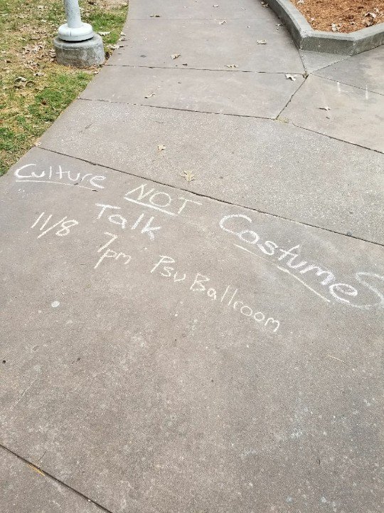 EveEsch12's tweet photo. 1st session success - tons of diff diversity & inclusion ideas from all over. Also saw this chalking...after we leave tho #showmeACUI https://t.co/H4knjsIJzu