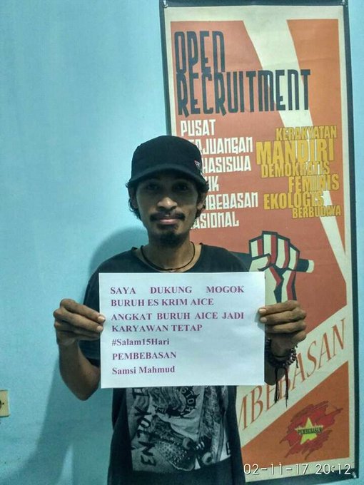 Lihat gambar di Twitter