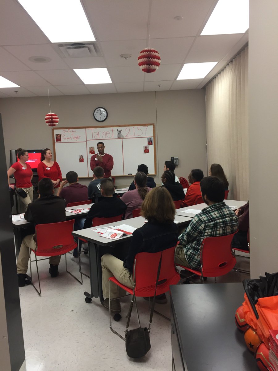 Our new team members are receiving a warm welcome from all our awesome ETLs here at T2157!!! #worksomewhereyou❤️ #T2157