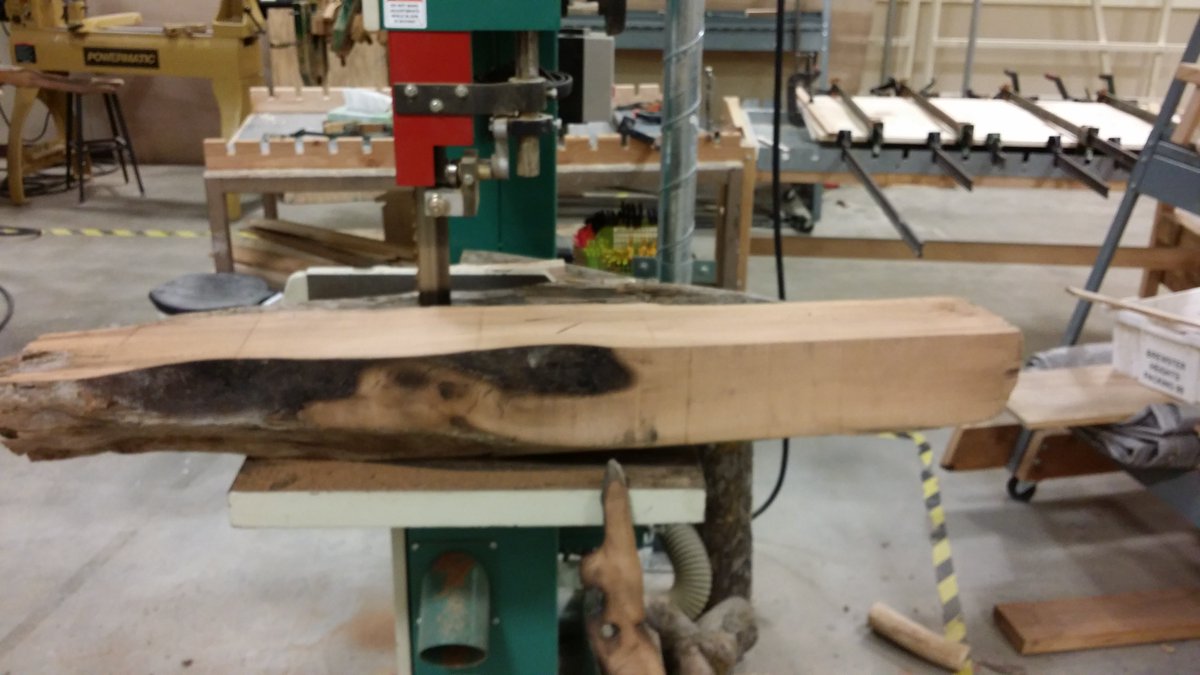 Maestro_Wilson's tweet photo. Found a piece of burnt driftwood last spring on lake wenatchee. Turned out to be great cedar! Perfect for soundboards https://t.co/38lqa65Z89