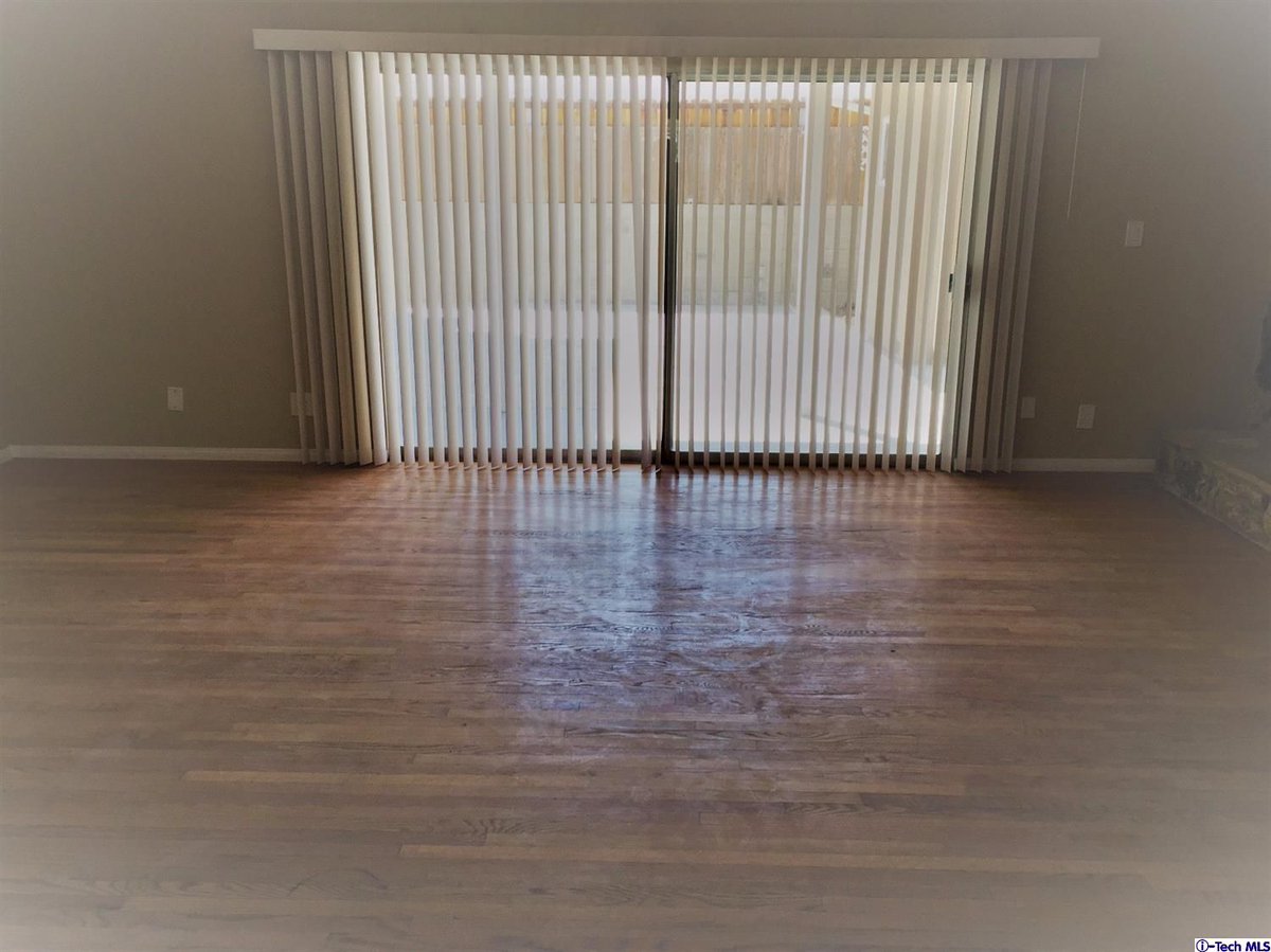 Remax_Optima's tweet photo. This property in Woodland Hills is the perfect short or long-term rental for those ready to move straight in https://t.co/ZYAD0IXGS2 https://t.co/KAGEyosbJx