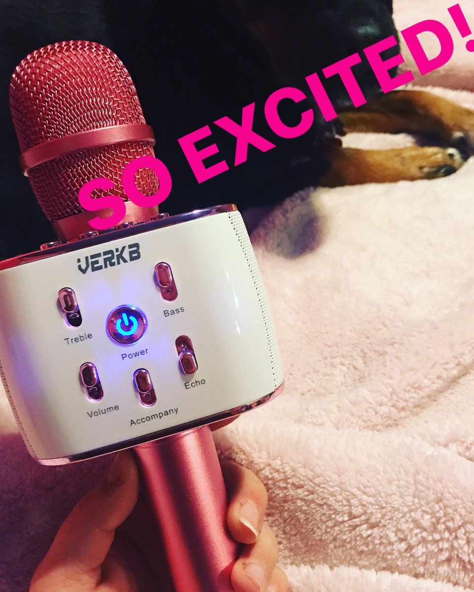 Minions_n_Me's tweet photo. Get your singing voices ready for Monday! 🎤🎶 so many possibilities! @PrincipalRIE @rumble_marie #engagethelearner https://t.co/2dnQRnbyik