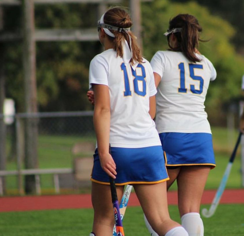 RileyElhajj's tweet photo. Happy bday to one of my favs :) thanks for being one of my little sisters!! Love you and I hope you have a great day. #FhockOn @noellezim3 https://t.co/vnQys7bLWS