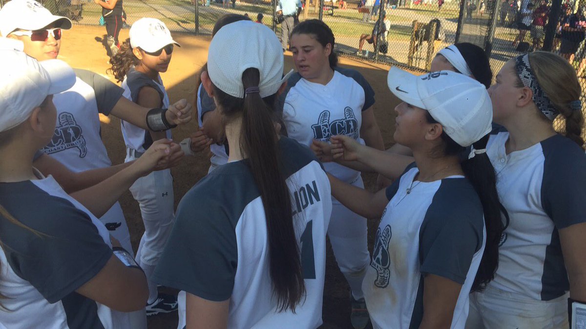 ECD_SOFTBALL_'s tweet photo. Sent our 18u Showcase to Virginia Beach this weekend, best of luck ladies!!!! ❤️ #ecdmade #recruiting #family https://t.co/qt9NZCwSQn