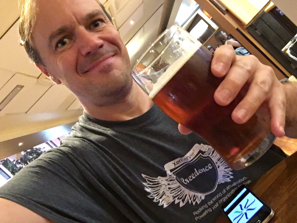 JamesBulpin's tweet photo. @startabuzz @stevegreenberg @ratokeshi @octoblu Cheers to @Octoblu! https://t.co/eiHfLzmZLL