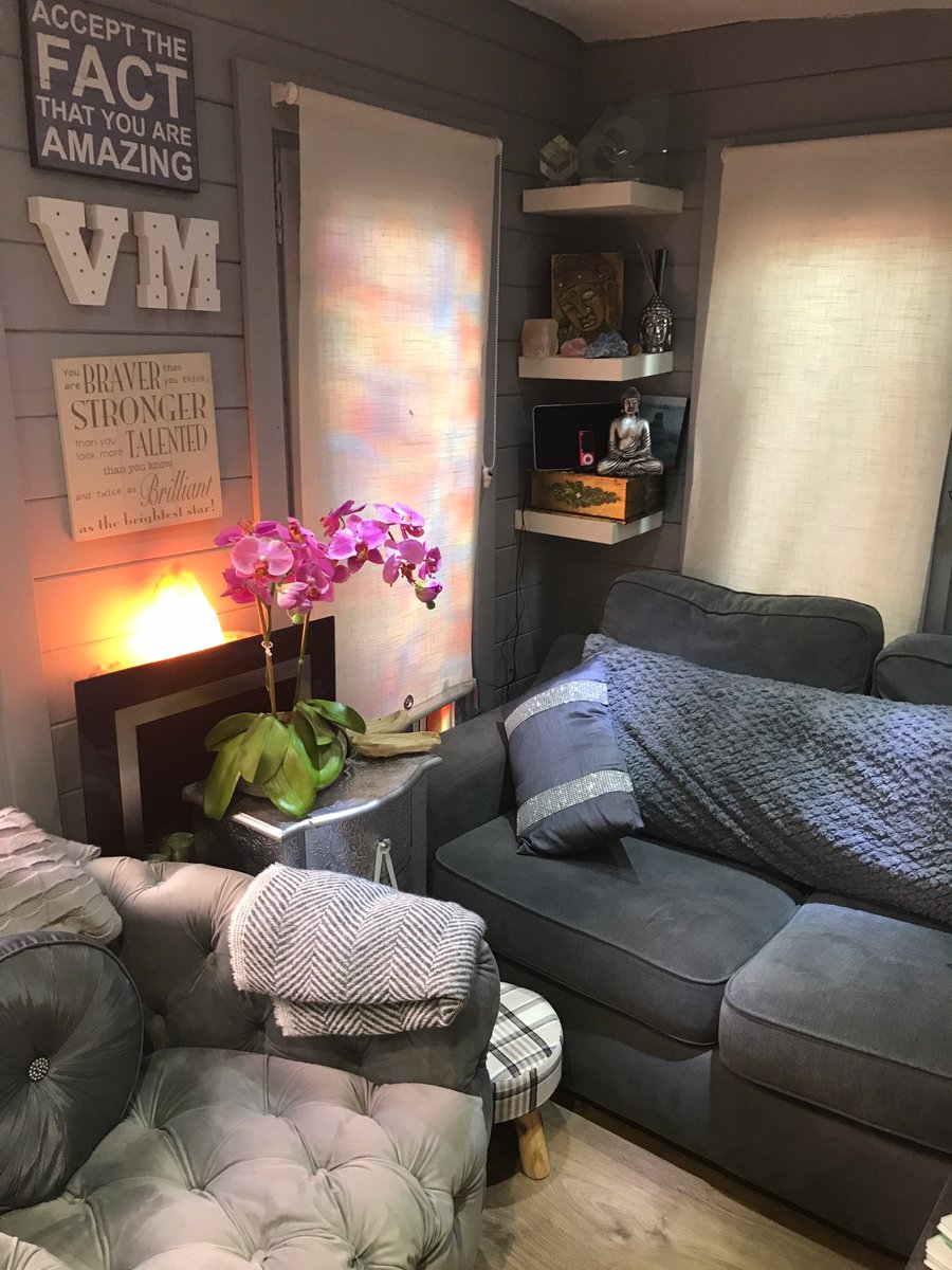 RelaxationVM's tweet photo. Who is in need of a hot stone massage? .... or reflexology, or aromatherapy, or facial, or Indian Head Massage https://t.co/nptmBVgiCJ