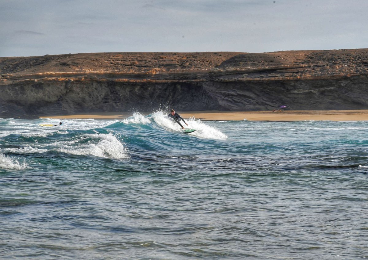 FLUID_71's tweet image. Happy days with FLUID Surf School @FLUID_71