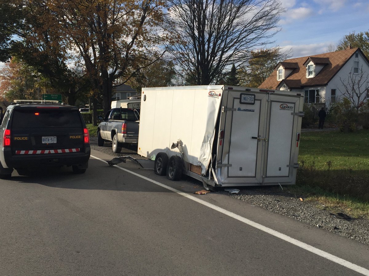 OPP_HSD's tweet photo. Collision:SUV into the rear of a parked pickup truck with trailer. Minor injuries. 
#Hwy3 at Cement Rd - Wainfleet
Driver charged-Careless https://t.co/SJZGwEerjY