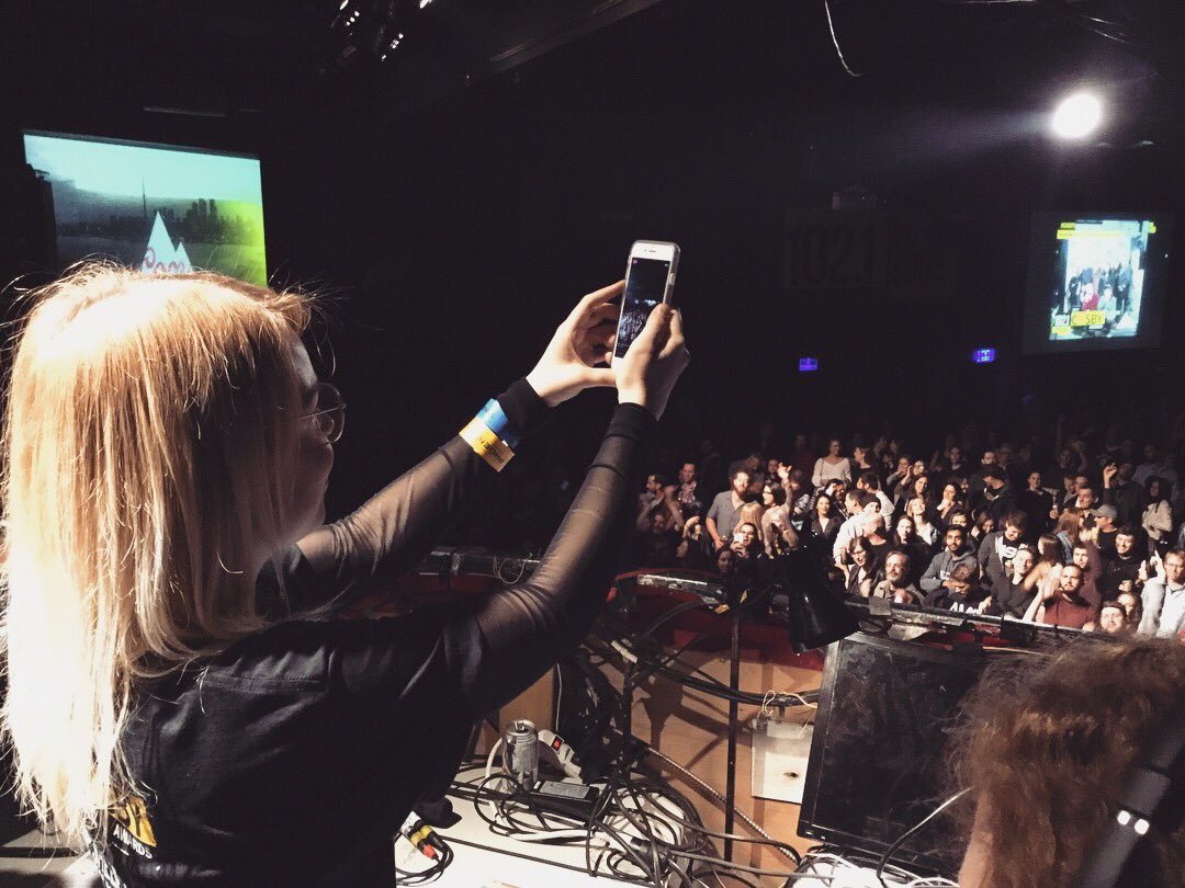 madisonhross's tweet photo. #CASBYs were cool. https://t.co/MVas58PCqE