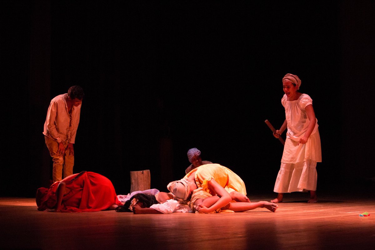 KontraKorrient's tweet photo. Parte de lo Q sera presentado por @EsenciaVe y @TablaSurTeatro el Domingo #5Nov en el #1erEventoAutogestión @NicolasMaduro @mimouvargas https://t.co/ptlN3Kn6iS