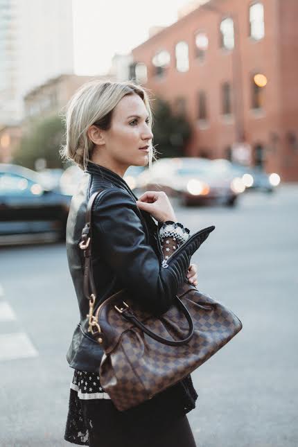 DesignerShare_'s tweet photo. Happy Friday! Headed to happy hour? This @LouisVuitton bag is perfect for day to night. Link in bio!! #DesignerShare #DSDomination https://t.co/niGlAJk0pj