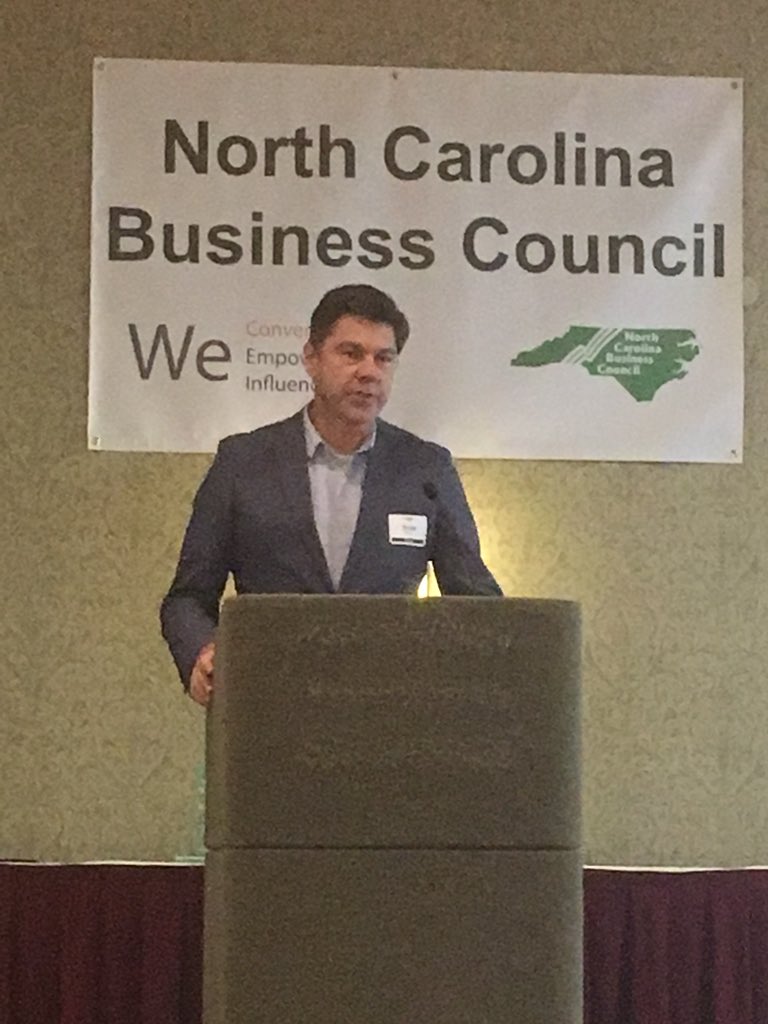 JulieRobinsonNC's tweet photo. @NCBizCouncil @IvanUrlaub @nccleanenergy Great 2 see @seanlillywilson w/ @fullsteam get a Leadership Award for his advocacy efforts over the yrs incl #popthecap!👏👏🎉🍺h/t @TheresaK_NC https://t.co/KVojkuw5Ae