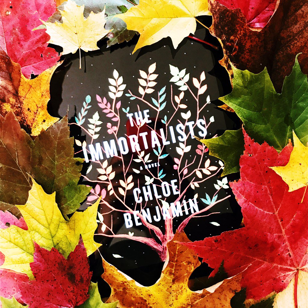 Top 10 read of 2017. I heard there is a shirt that says Vayra, Daniel, Klara &amp; Simon. @chloekbenjamin is this true?