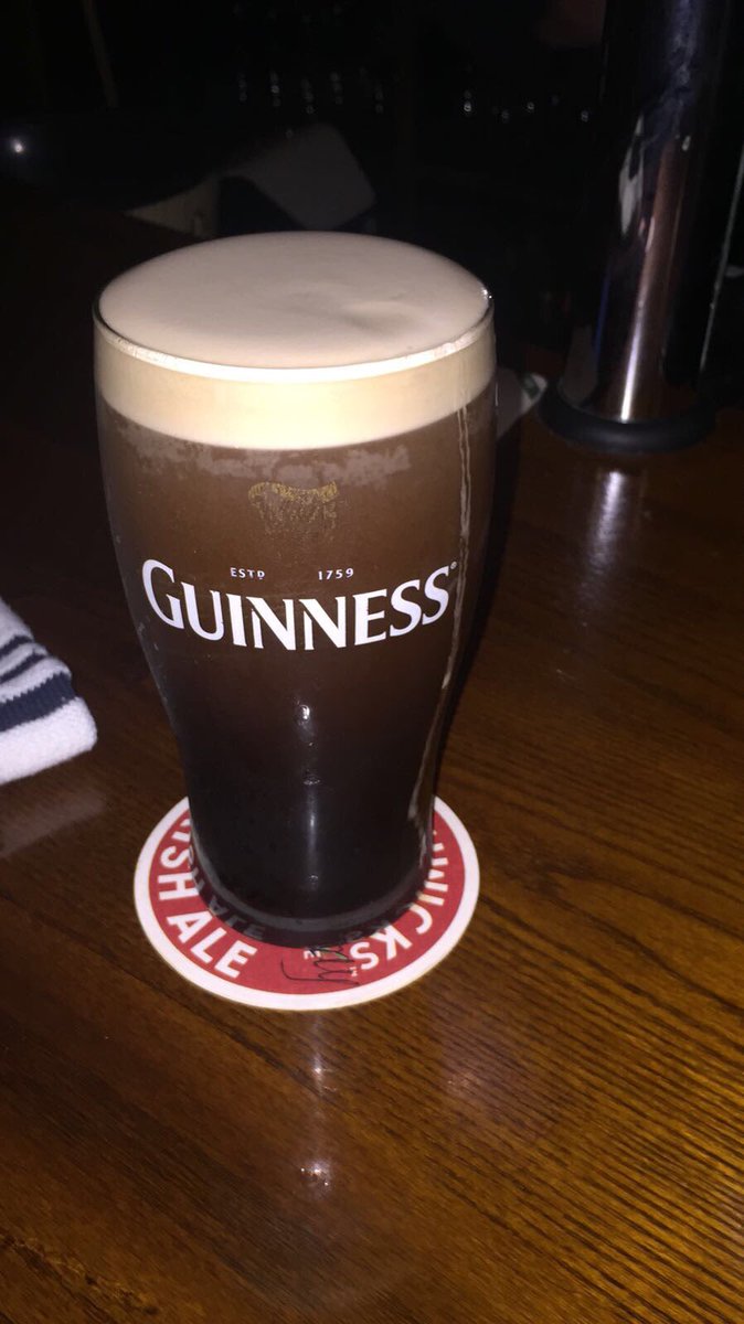 ThoughtSlayer's tweet photo. To Sandwiches #GuinnessPro14 #Guiney #MichaelGuiney #ClerysClock #ClearysCock #MollyMalone #MolloyMoan https://t.co/lfLbc2p5Km