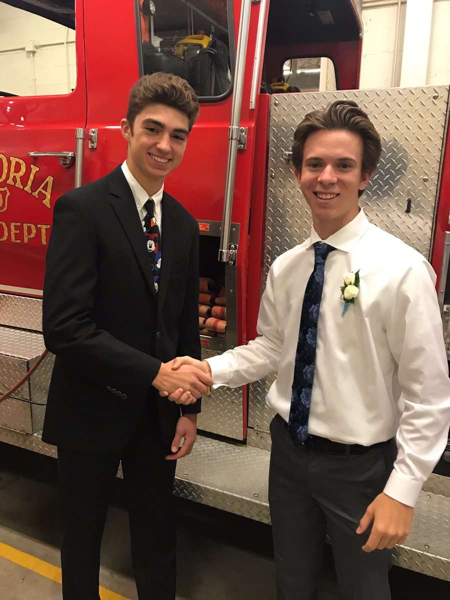 viktor151515's tweet photo. Happy birthday @_blakegarrison hope you have a great day #surfgod #eskeetit https://t.co/c868868ETH