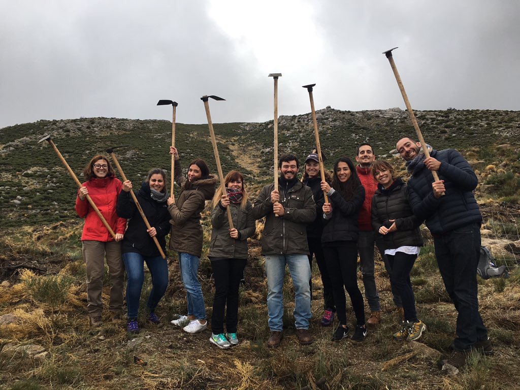 marupejus's tweet photo. Gracias @BSostenibles por proteger la biodiversidad y vuestra labor de concienciación sobre el valor de los bosques #PlantATree🌲#Friday4Good https://t.co/Kk3samc6CU