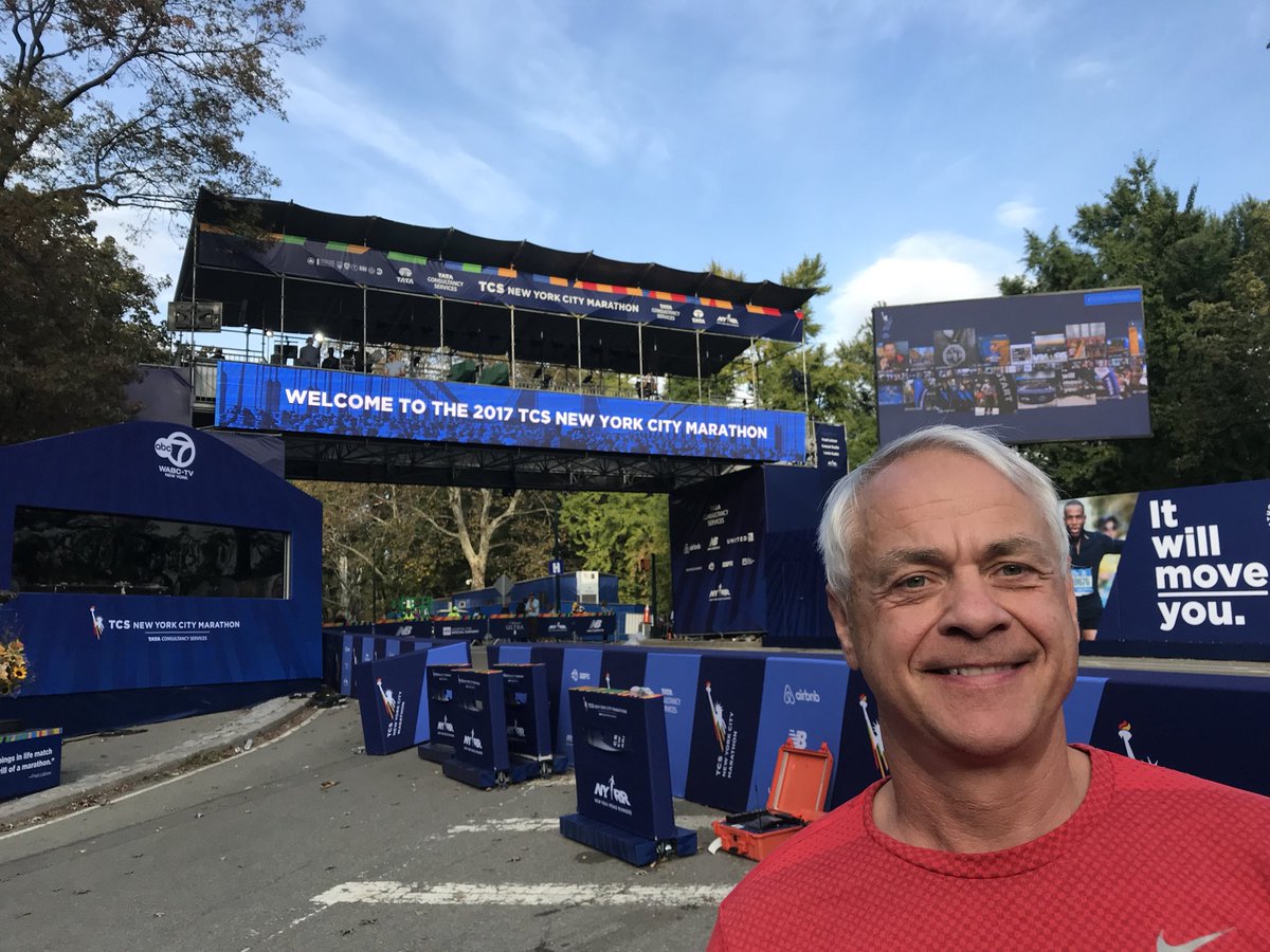 Ssiggy's tweet photo. #runcoach so pumped for SundayRunday. Thank you for the training plan Run Coach https://t.co/FHV519pXeA