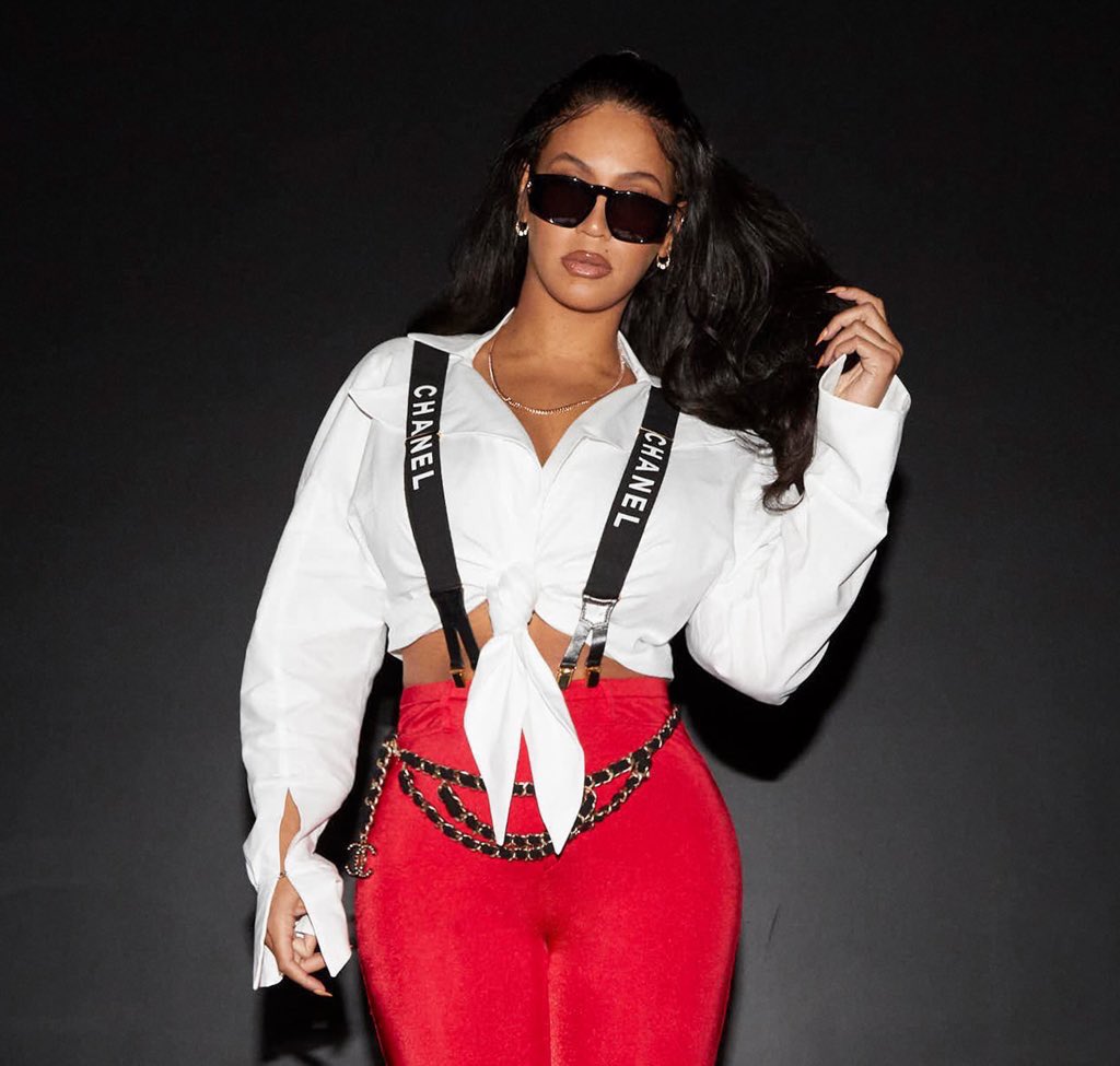 LilKimNow's tweet photo. “Hip Hop culture would not be the same without our original Queen B!” - Beyoncé 🐝 #Halloween2017 https://t.co/Ts5qHrdddB
