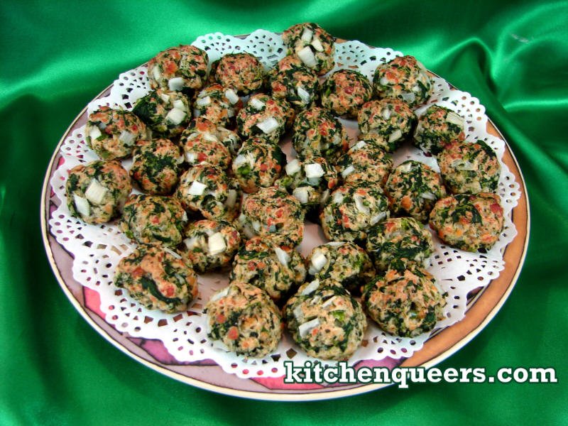 kitchenqueers's tweet photo. Get your crew to eat more #Spinach! Put it inside #dough! #SpinachBalls #Appetizer #Video here: https://t.co/M3QpWeIUOC #Baking #PartyFood https://t.co/gusOjq81Jg