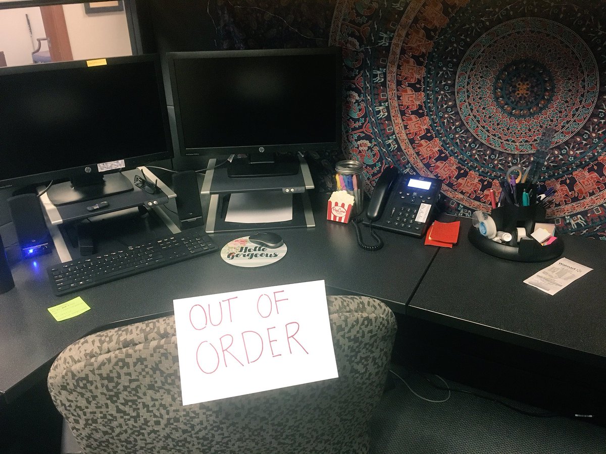 mportersproul's tweet photo. I left work early today... #MostValuableEmployee #OutOfOrder ✌🏼 https://t.co/UO94aphvrq