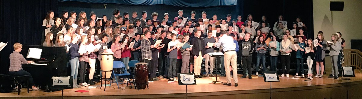 TayEike's tweet photo. Vocal rehearsal at for #AreaAllState #CanandaiguaProud @CABravesMusic https://t.co/Izza6kV27J
