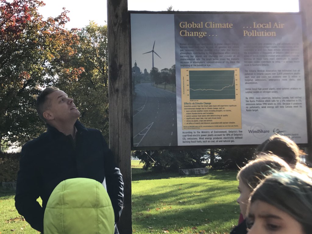 Jameazuberi's tweet photo. 1st stop with class dad as teacher, thank you Mr. Timm #rm211 @TDSB_PerthAve @tdsb wind power https://t.co/tZIetBucli